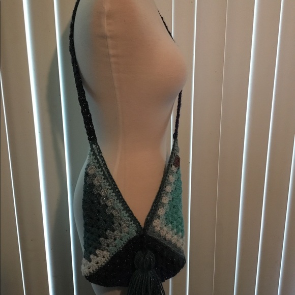 Crochet crossbody BoHo bag. Handmade. Variegated blues with sparkle. - Picture 9 of 9